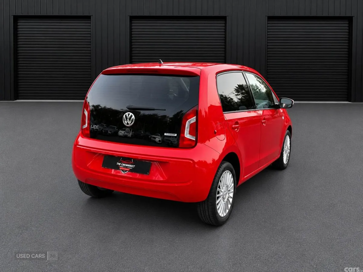 Volkswagen up! , Petrol, 2015, Red