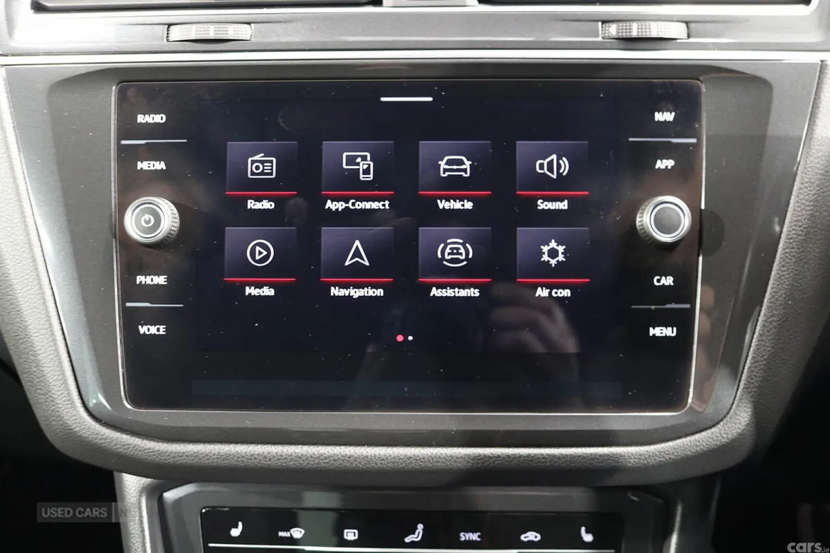 Volkswagen Tiguan SUV, Petrol, 2023, Blue