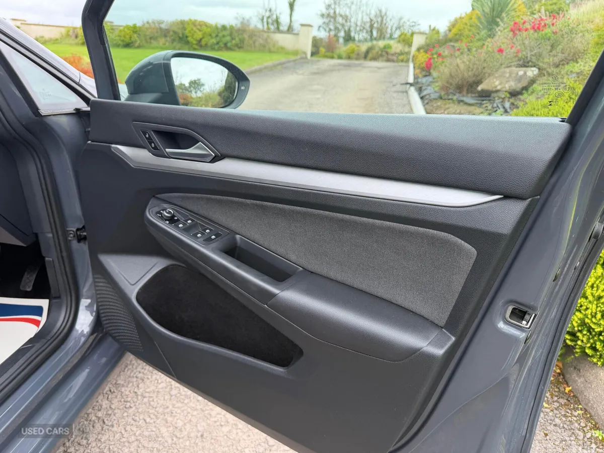 Volkswagen Golf Hatchback, Diesel, 2024, Grey