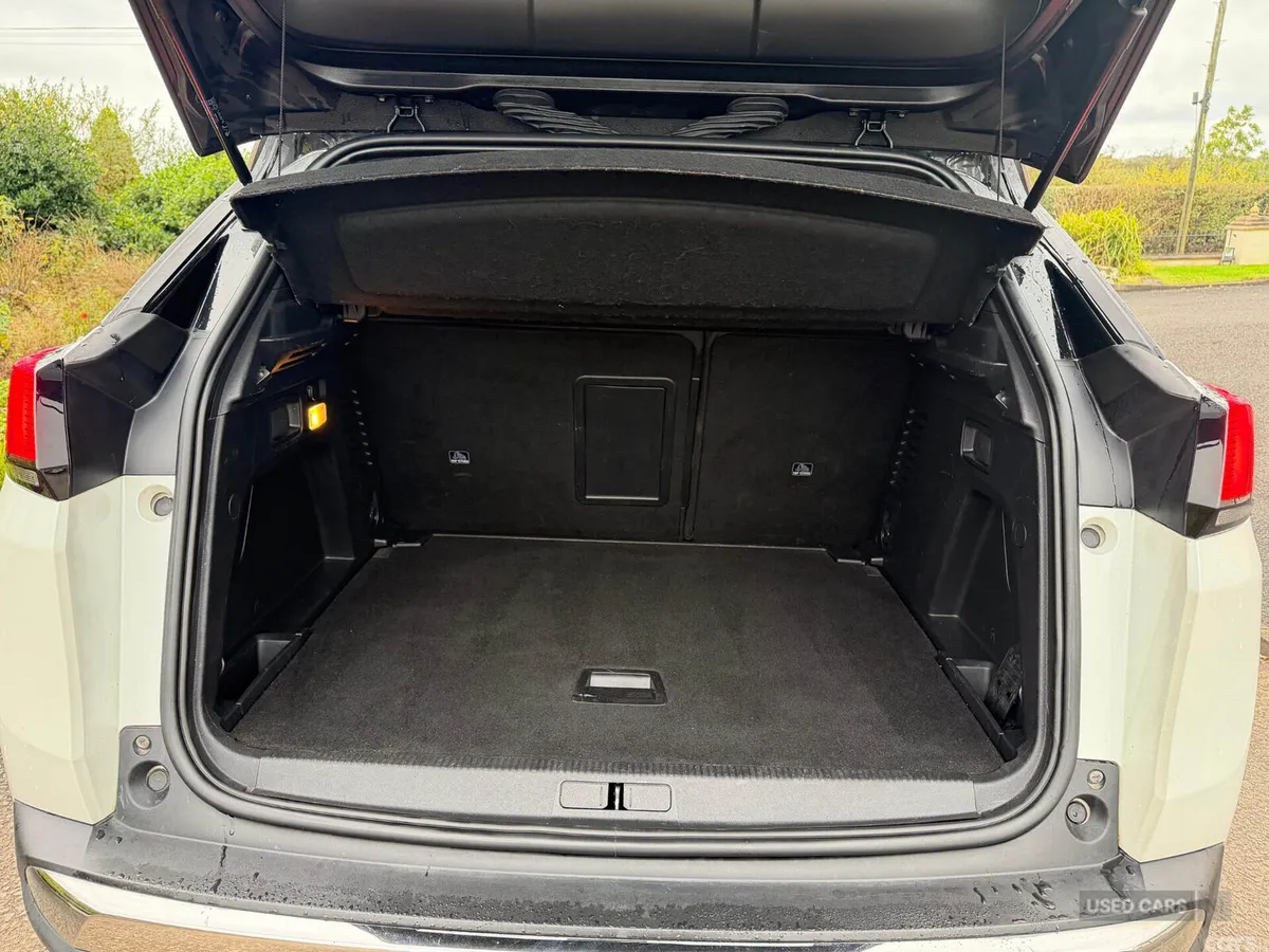 Peugeot 3008 SUV, Diesel, 2023, White