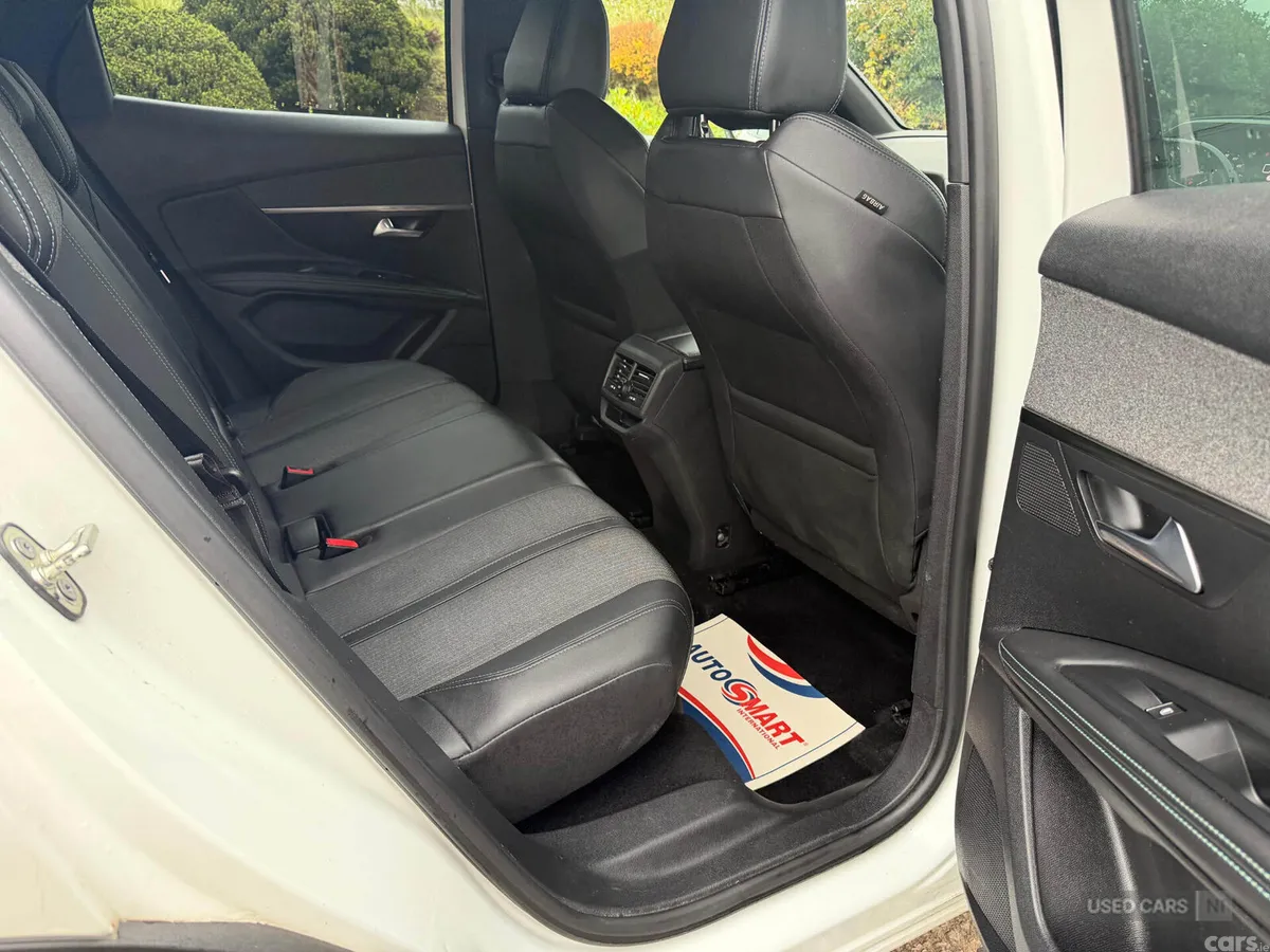 Peugeot 3008 SUV, Diesel, 2023, White