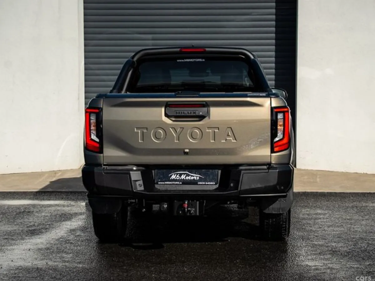 Toyota Hilux Pick Up, Diesel, 2026, Brown
