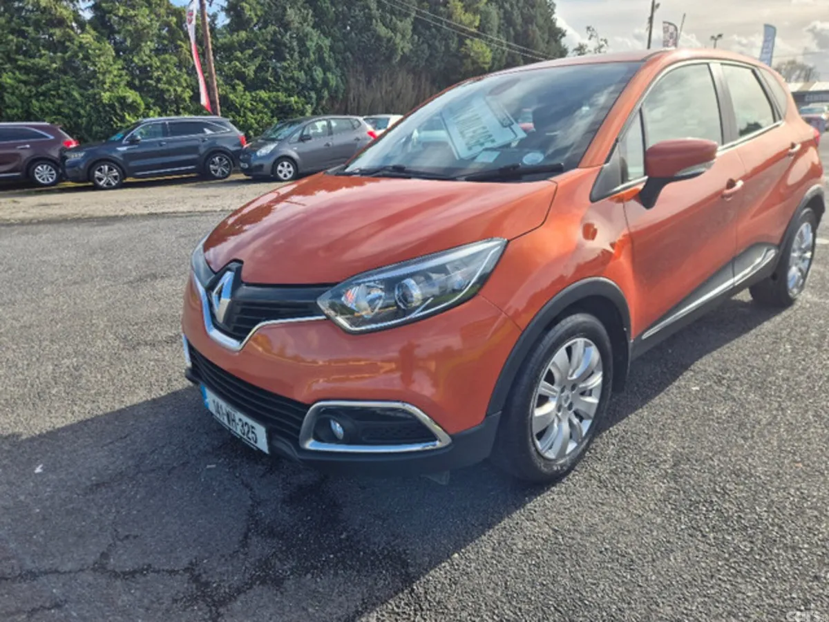 Renault Captur Hatchback, Diesel, 2014, Orange