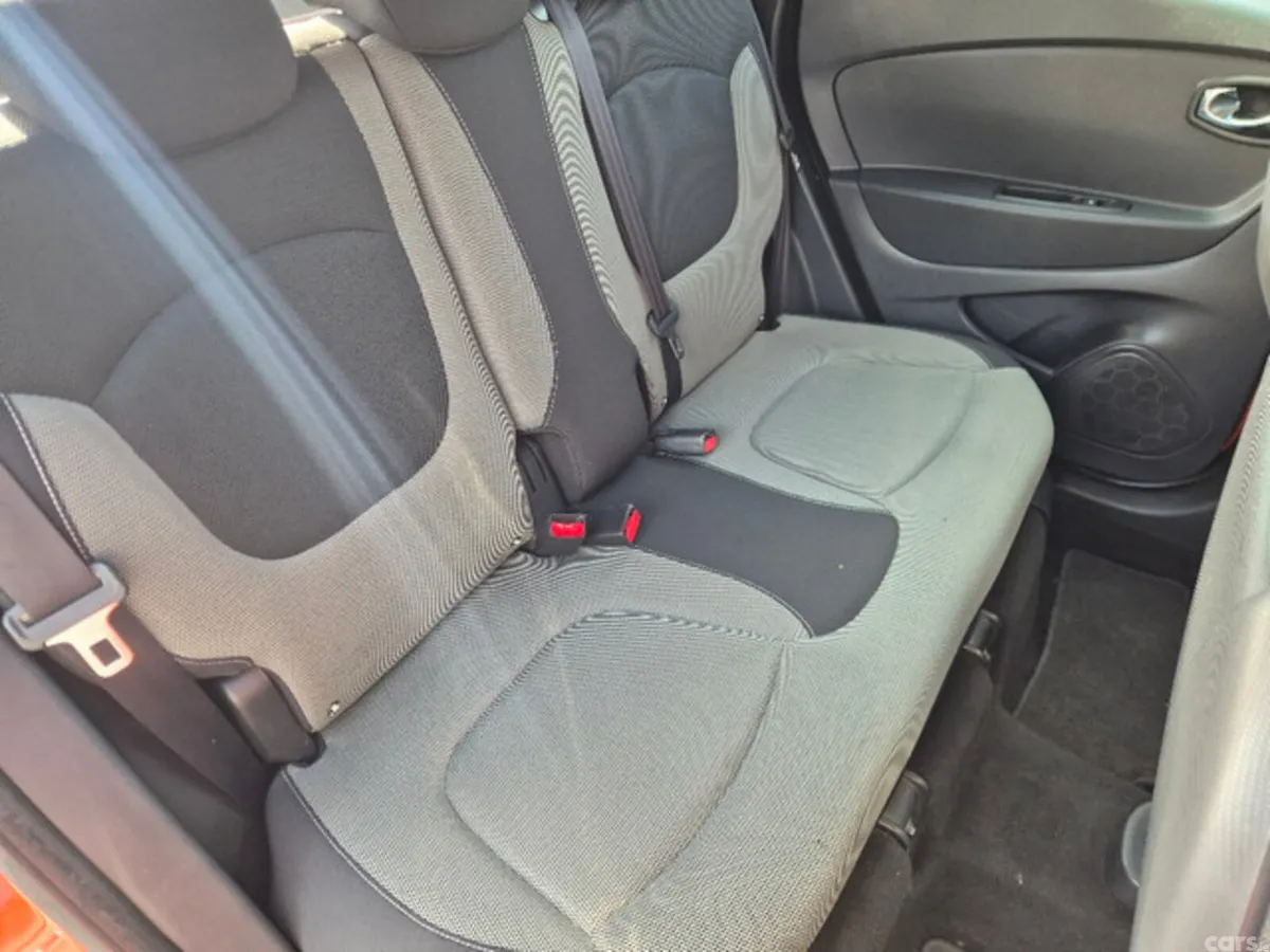 Renault Captur Hatchback, Diesel, 2014, Orange