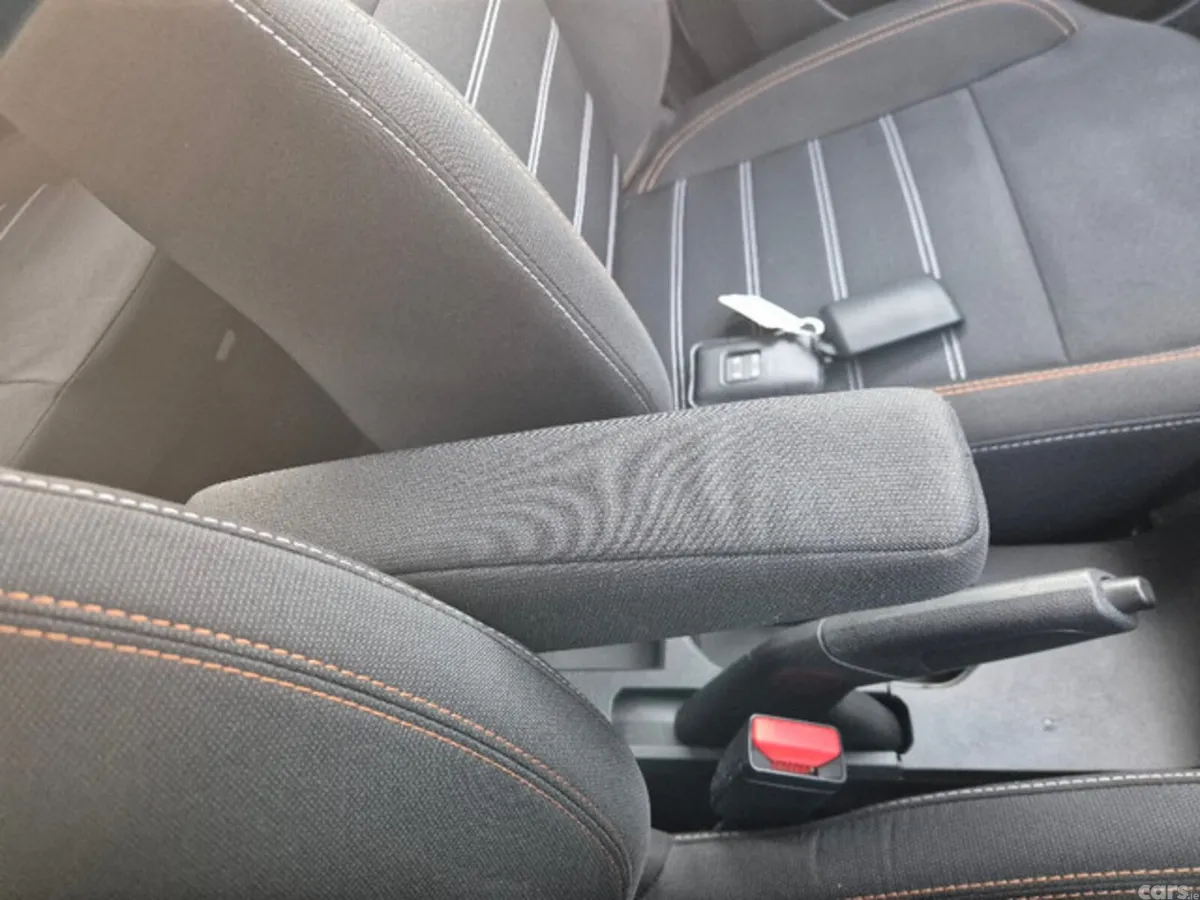 Dacia Sandero Hatchback, Petrol, 2023, White