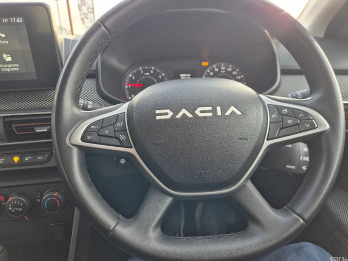 Dacia Sandero Hatchback, Petrol, 2023, White