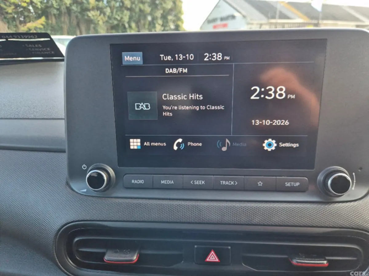 Hyundai KONA MPV, Petrol, 2023, White