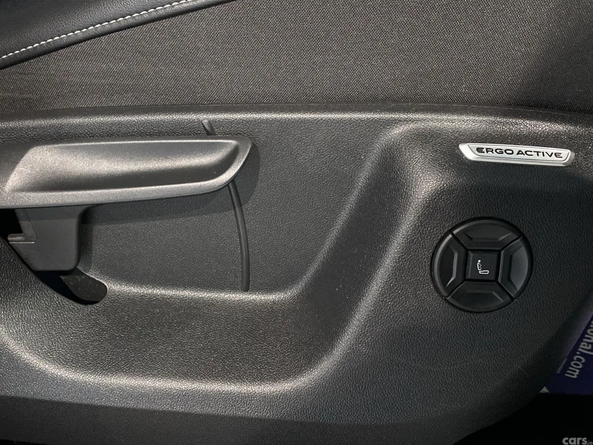 Volkswagen Tayron SUV, Petrol Hybrid, 2025, Black