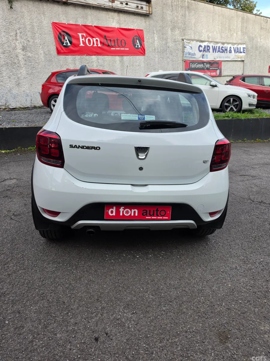 Dacia Sandero Stepway SUV, Petrol, 2017, White