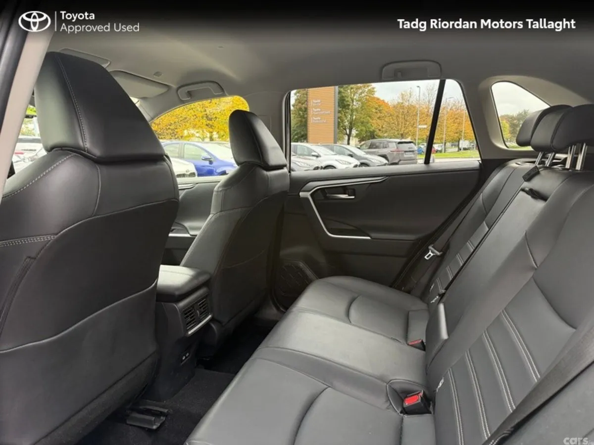 Toyota RAV4 SUV, Petrol Hybrid, 2024, Blue