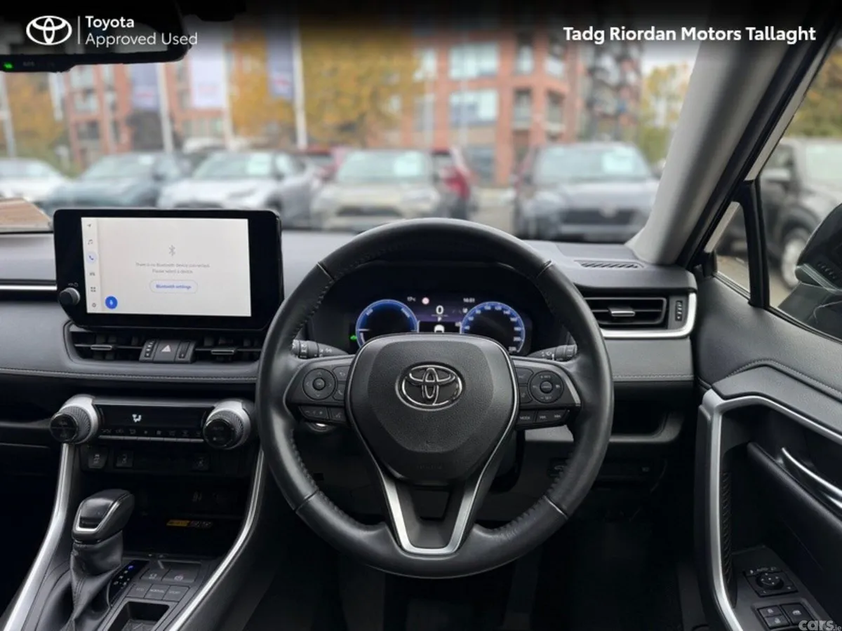 Toyota RAV4 SUV, Petrol Hybrid, 2024, Blue