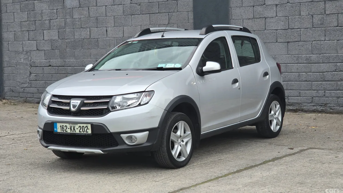 Dacia Sandero Stepway Hatchback, Diesel, 2016, Silver