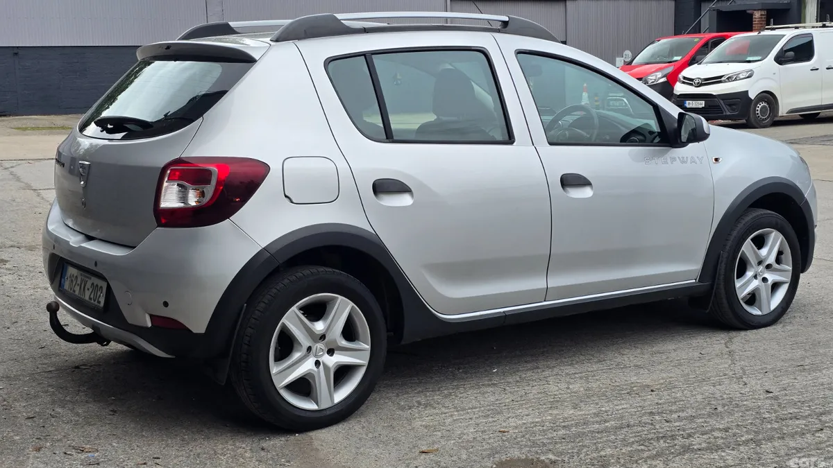 Dacia Sandero Stepway Hatchback, Diesel, 2016, Silver