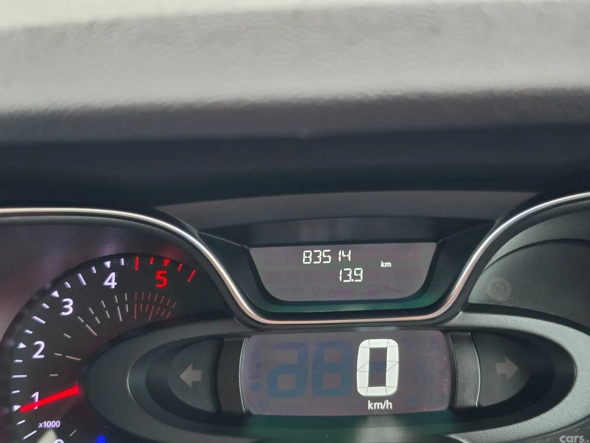 Renault Captur Hatchback, Diesel, 2017, Orange