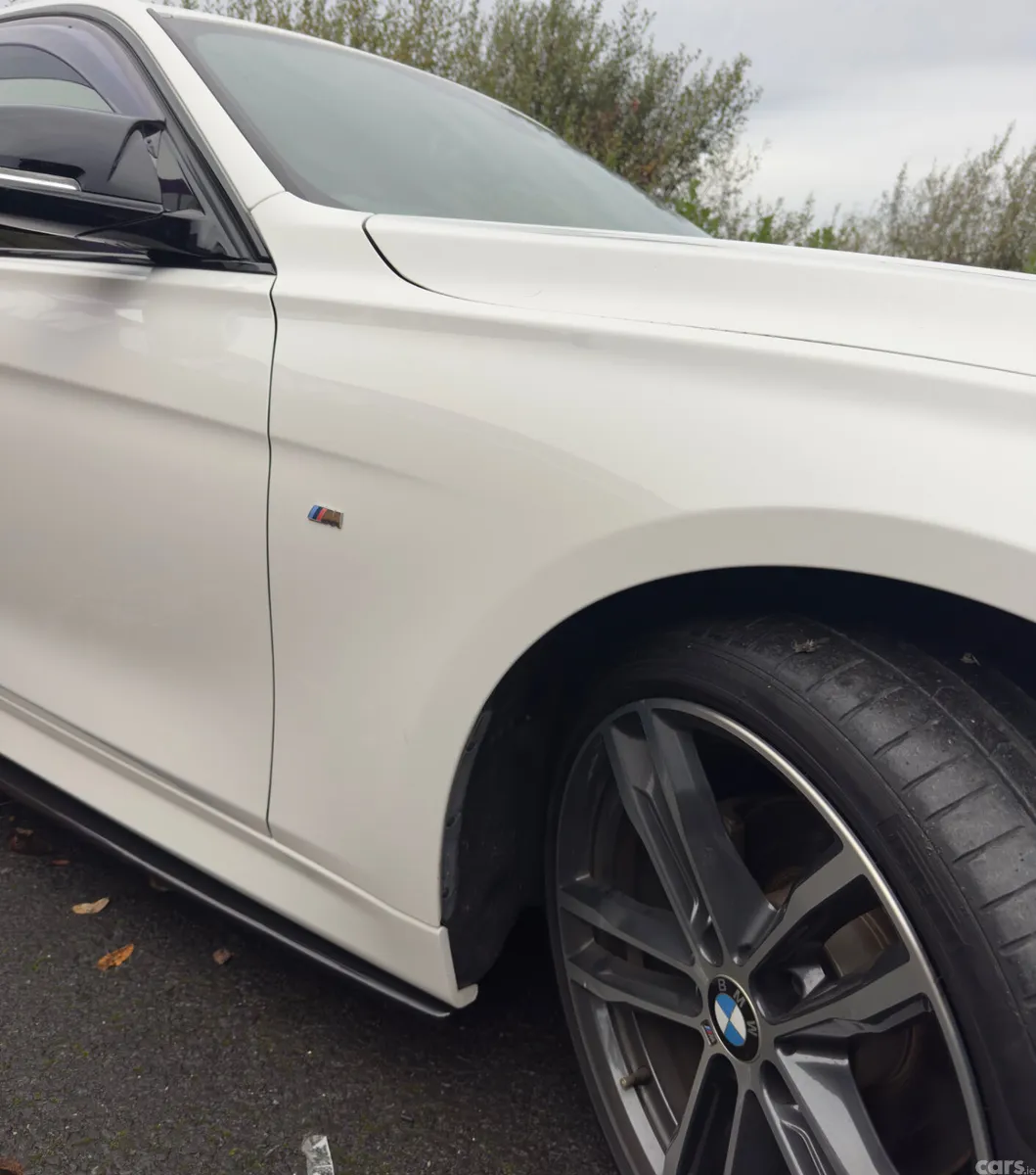 BMW 3-Series Saloon, Diesel, 2017, White