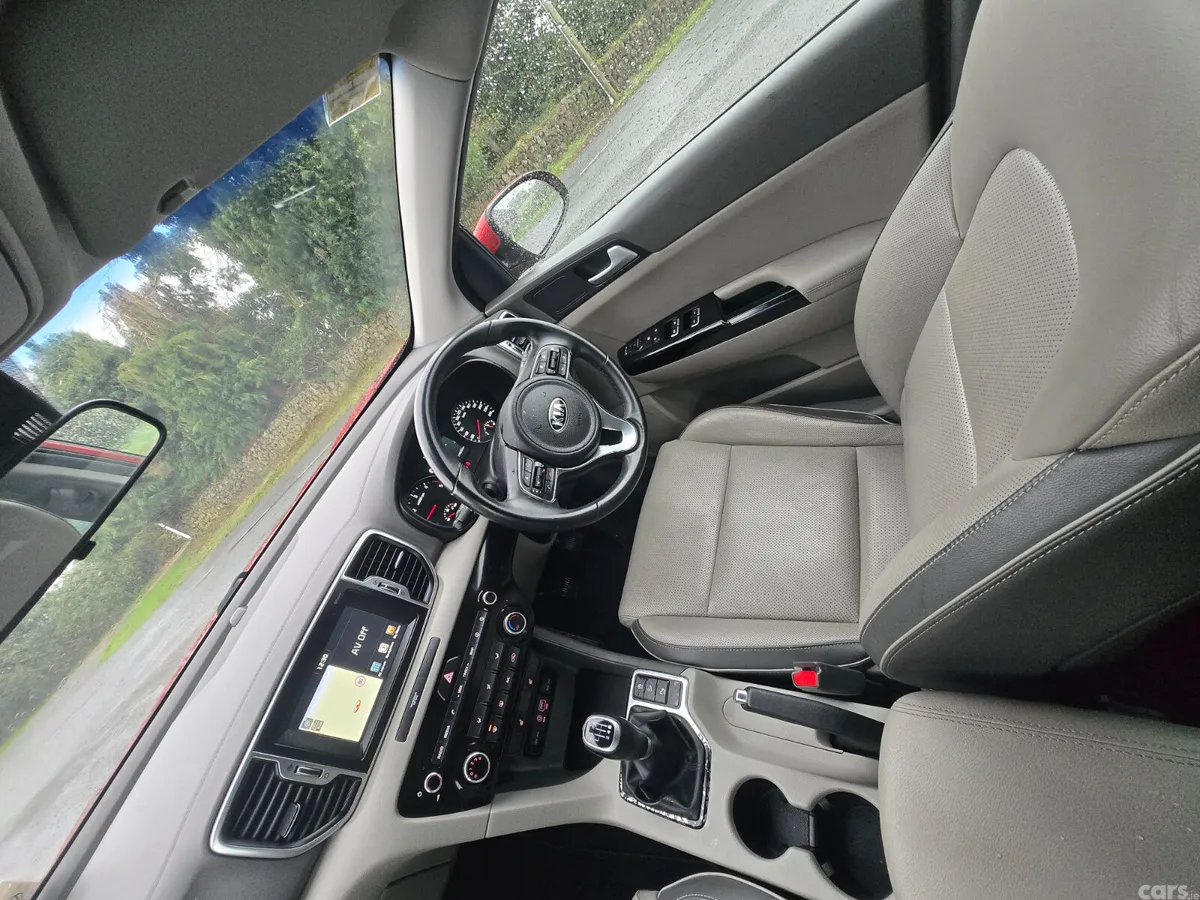 Kia Sportage SUV, Diesel, 2017, Red