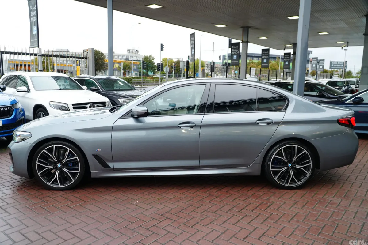 BMW 5-Series Saloon, Diesel, 2021, Blue