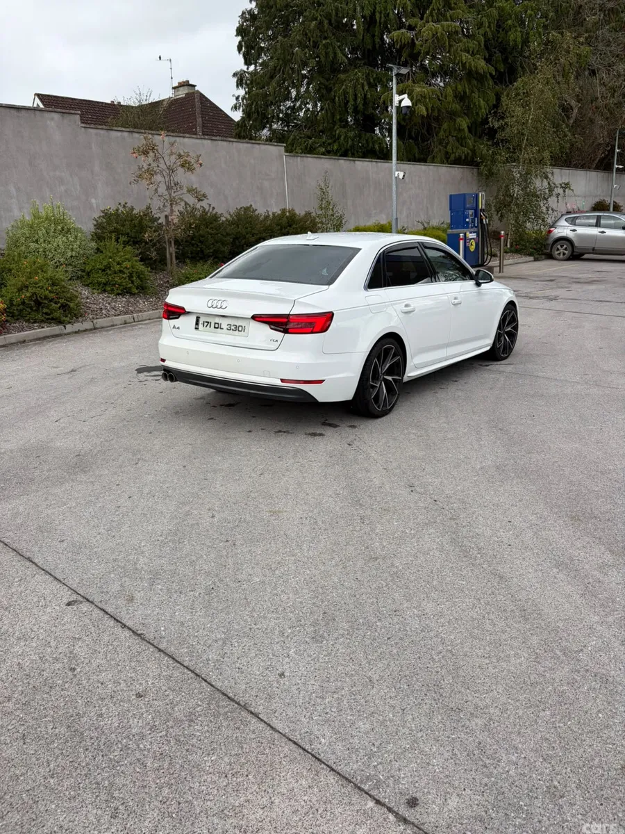 Audi A4 Saloon, Diesel, 2017, White