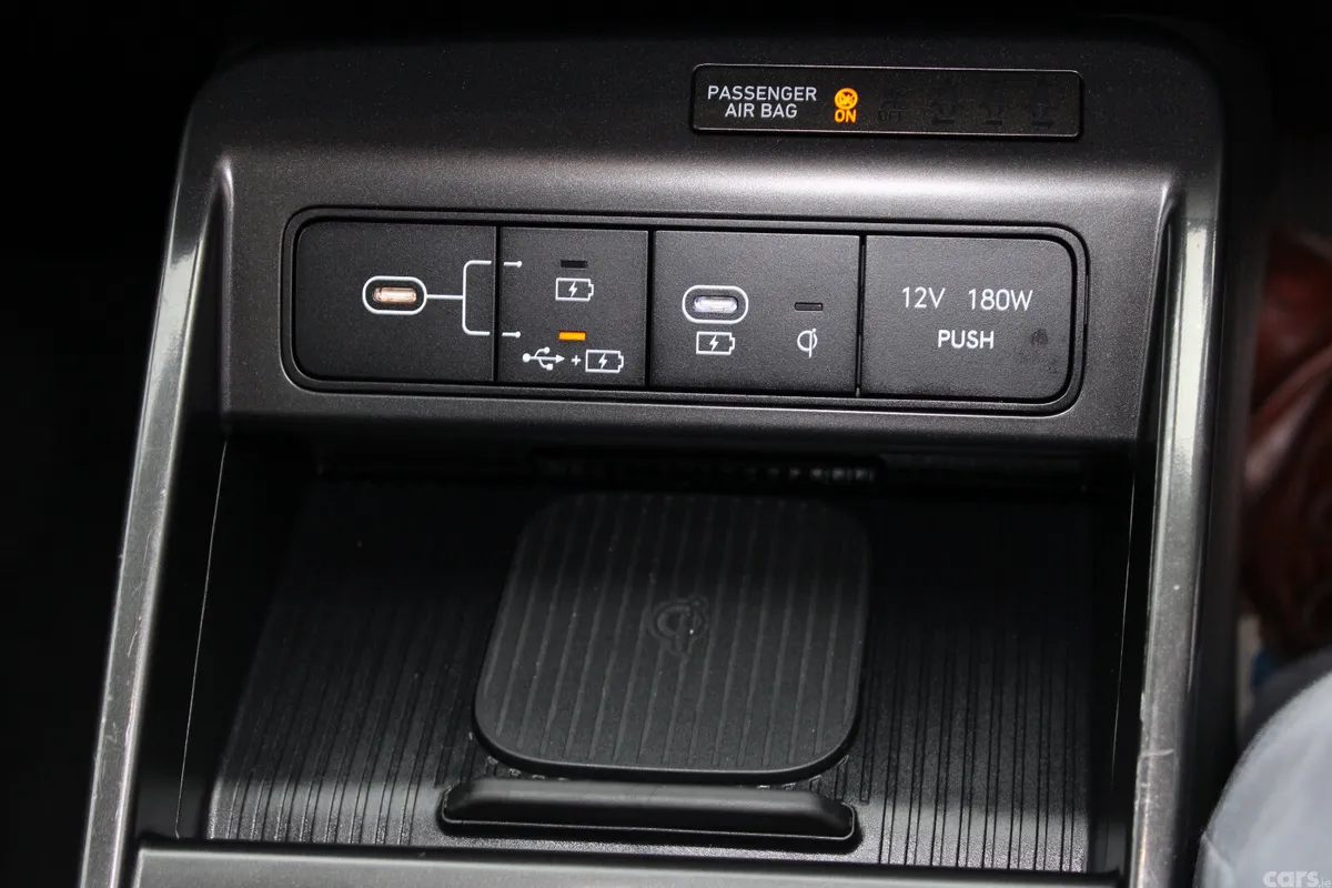 Hyundai KONA MPV, Petrol, 2024, Green