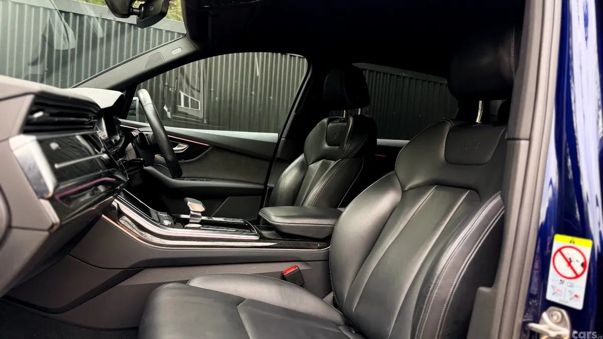 Audi Q7 SUV, Petrol Plug-in Hybrid, 2021, Blue