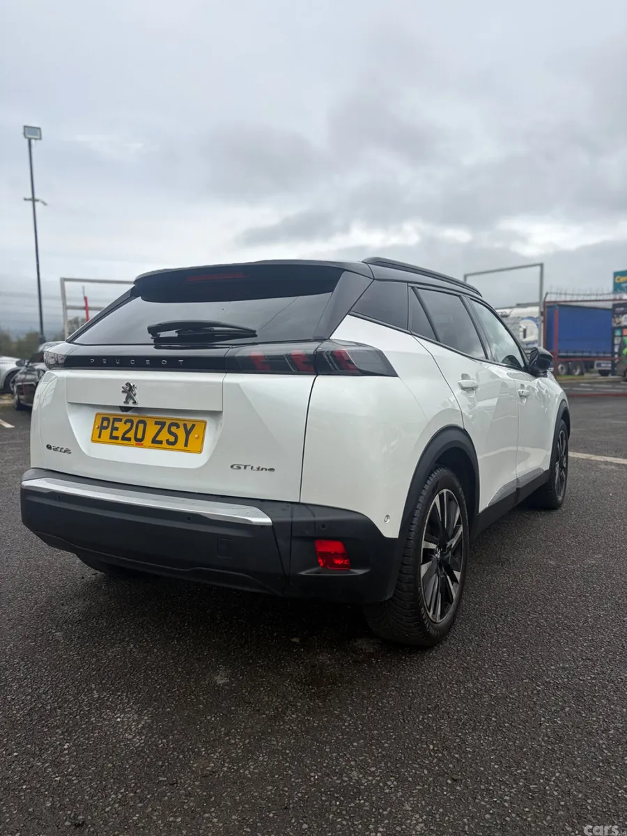 Peugeot 2008 SUV, Electric, 2020, White