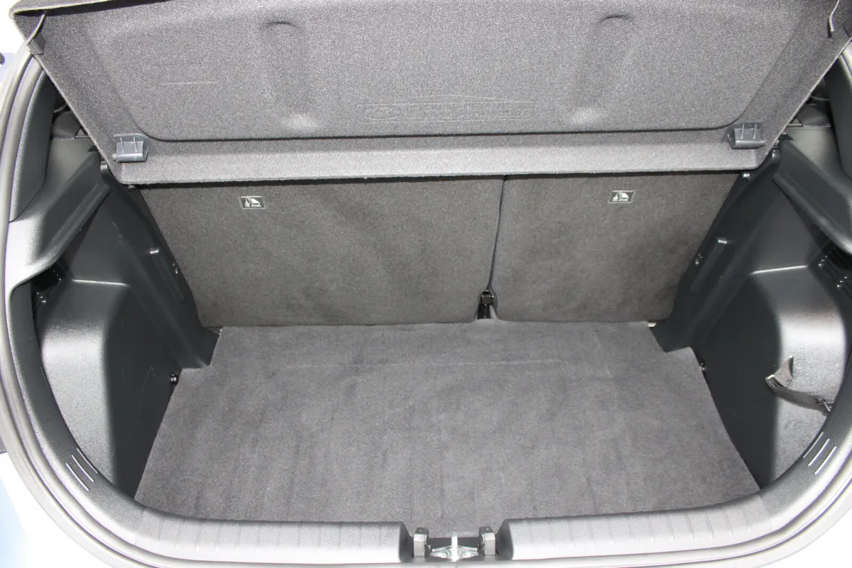 Hyundai i20 Hatchback, Petrol, 2026, Blue