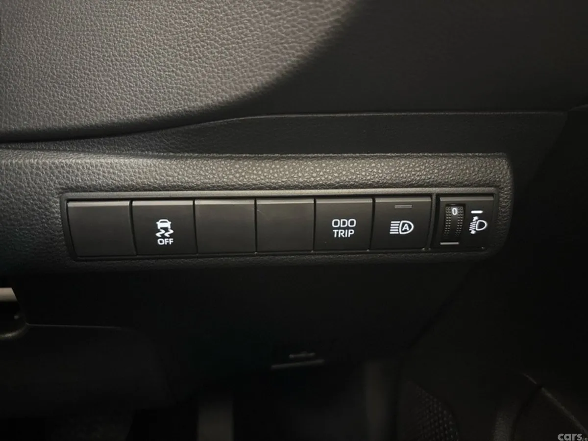 Toyota Corolla Saloon, Petrol Hybrid, 2027, 