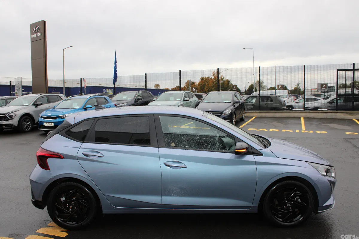 Hyundai i20 Hatchback, Petrol, 2026, Blue