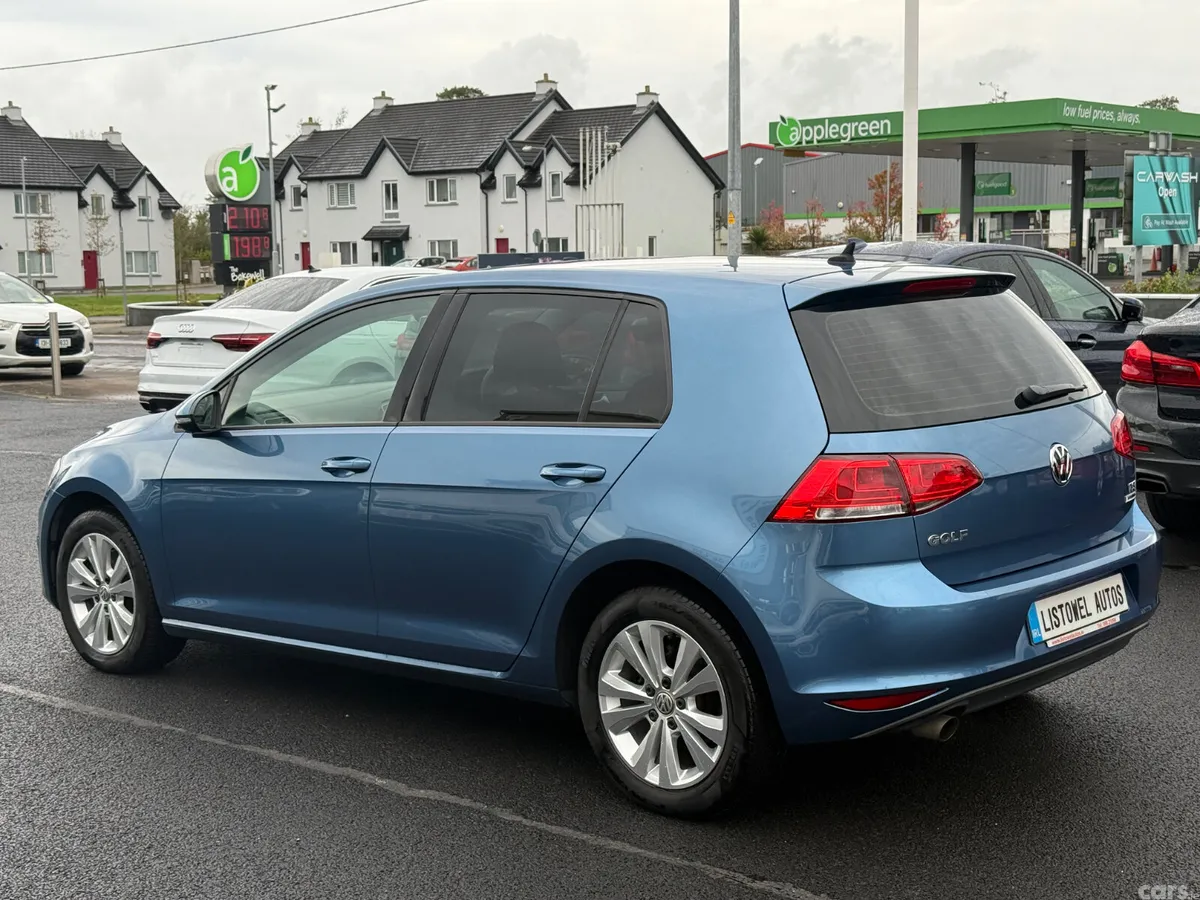 Volkswagen Golf Hatchback, Petrol, 2015, Blue