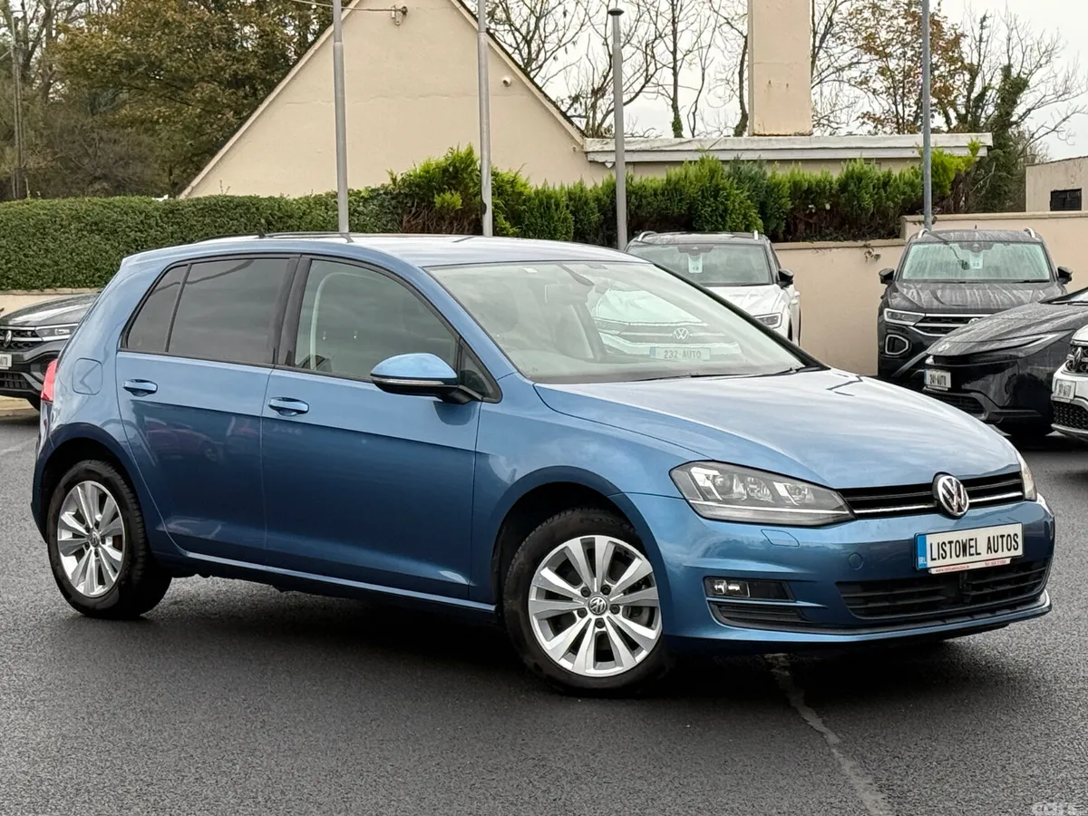 Volkswagen Golf Hatchback, Petrol, 2015, Blue