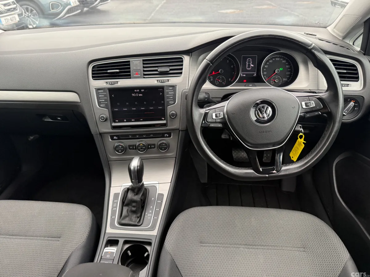 Volkswagen Golf Hatchback, Petrol, 2015, Blue
