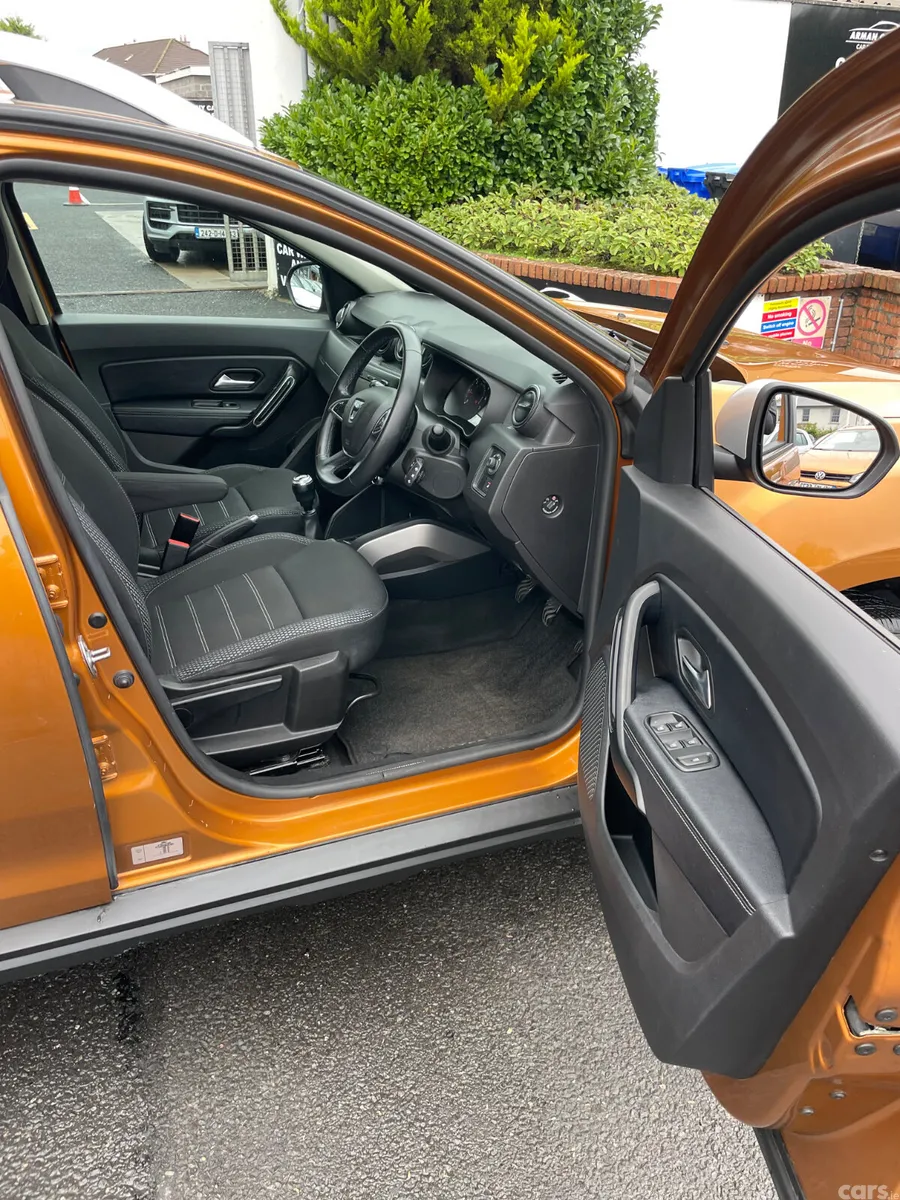 Dacia Duster SUV, Diesel, 2020, Orange
