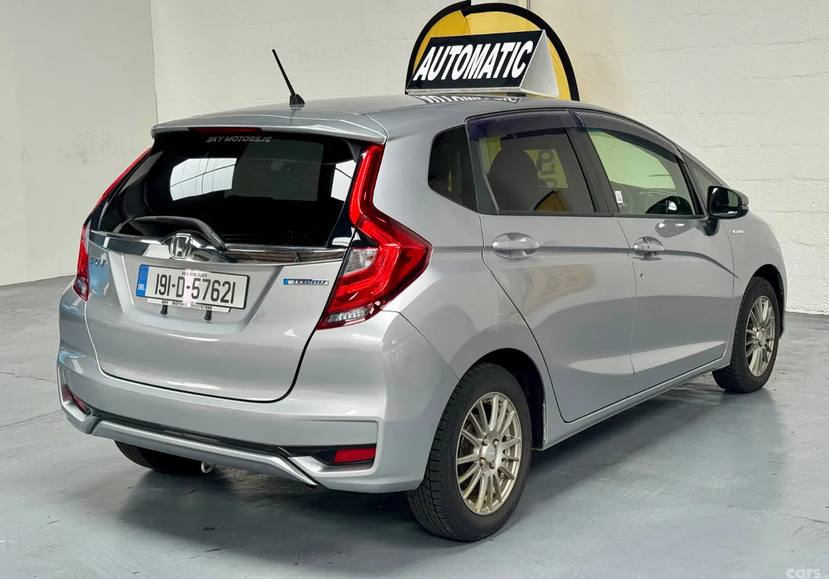 Honda Fit Hatchback, Petrol Hybrid, 2019, Silver