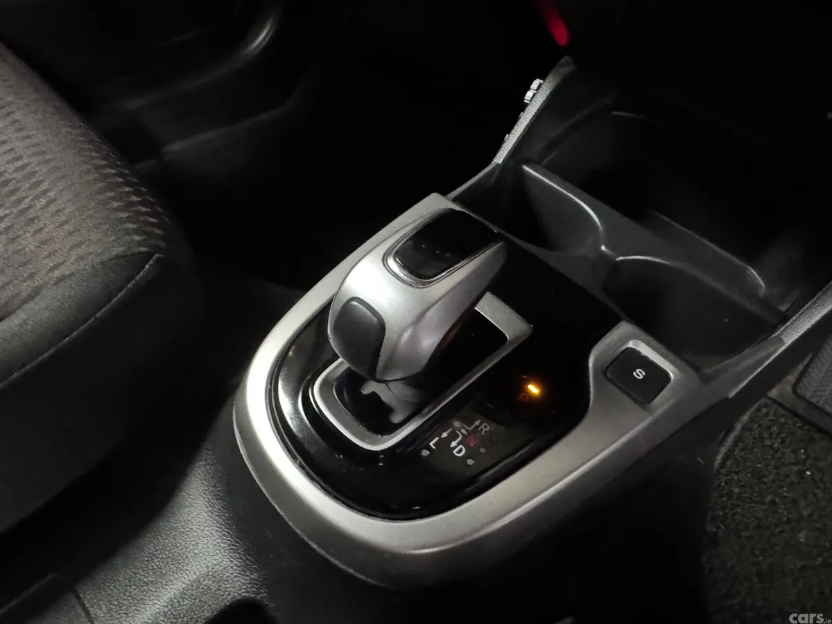 Honda Fit Hatchback, Petrol Hybrid, 2019, Silver