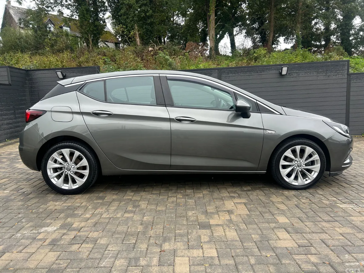 Opel Astra Hatchback, Diesel, 2017, Grey