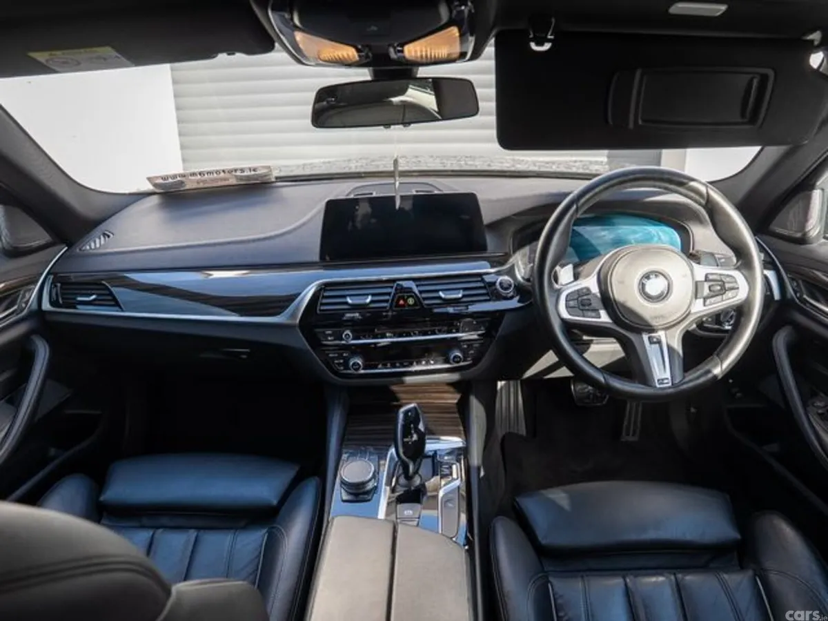 BMW 5-Series Saloon, Petrol Plug-in Hybrid, 2018, Grey