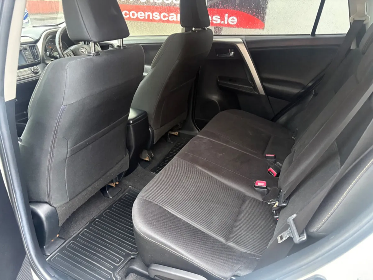 Toyota RAV4 SUV, Diesel, 2014, White