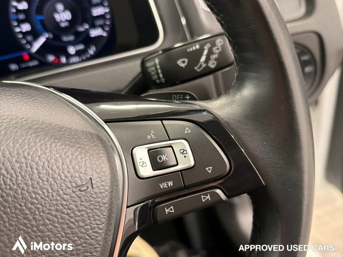 Volkswagen Golf Hatchback, Petrol, 2019, White