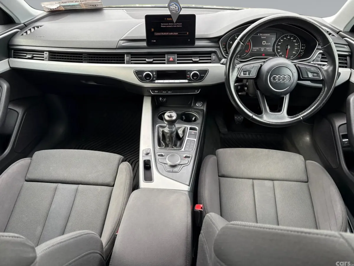 Audi A4 Saloon, Diesel, 2016, Blue