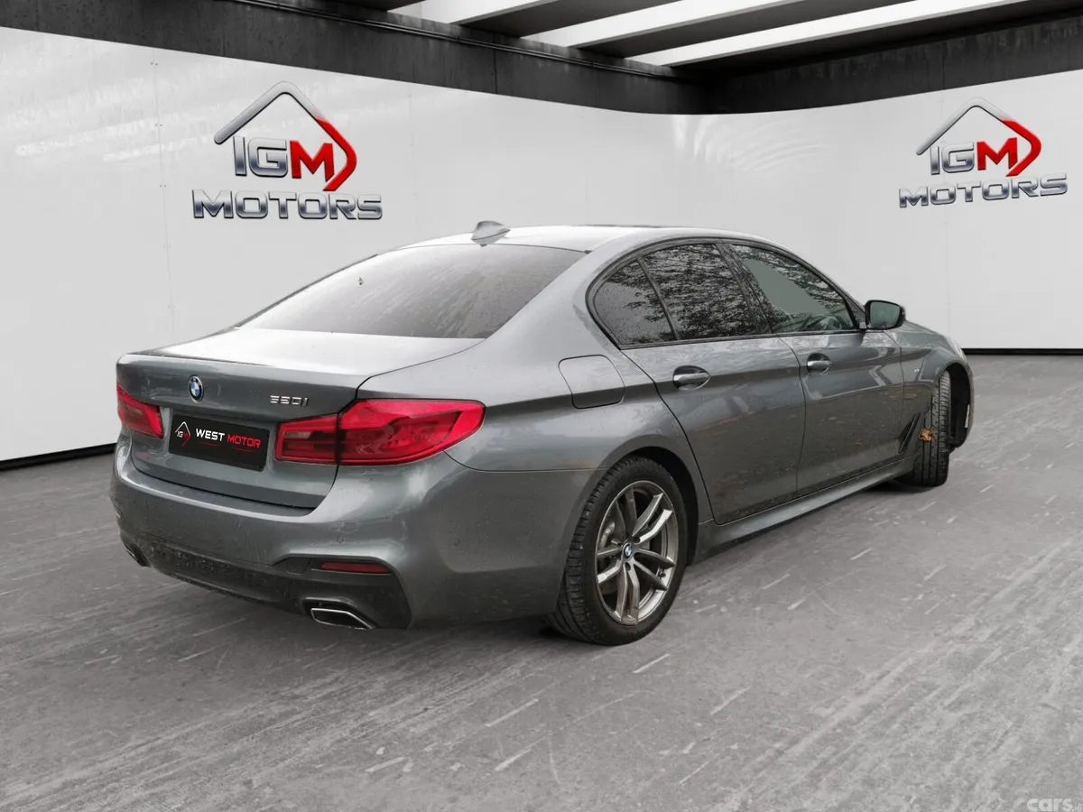 BMW 5-Series Saloon, Petrol, 2019, Blue
