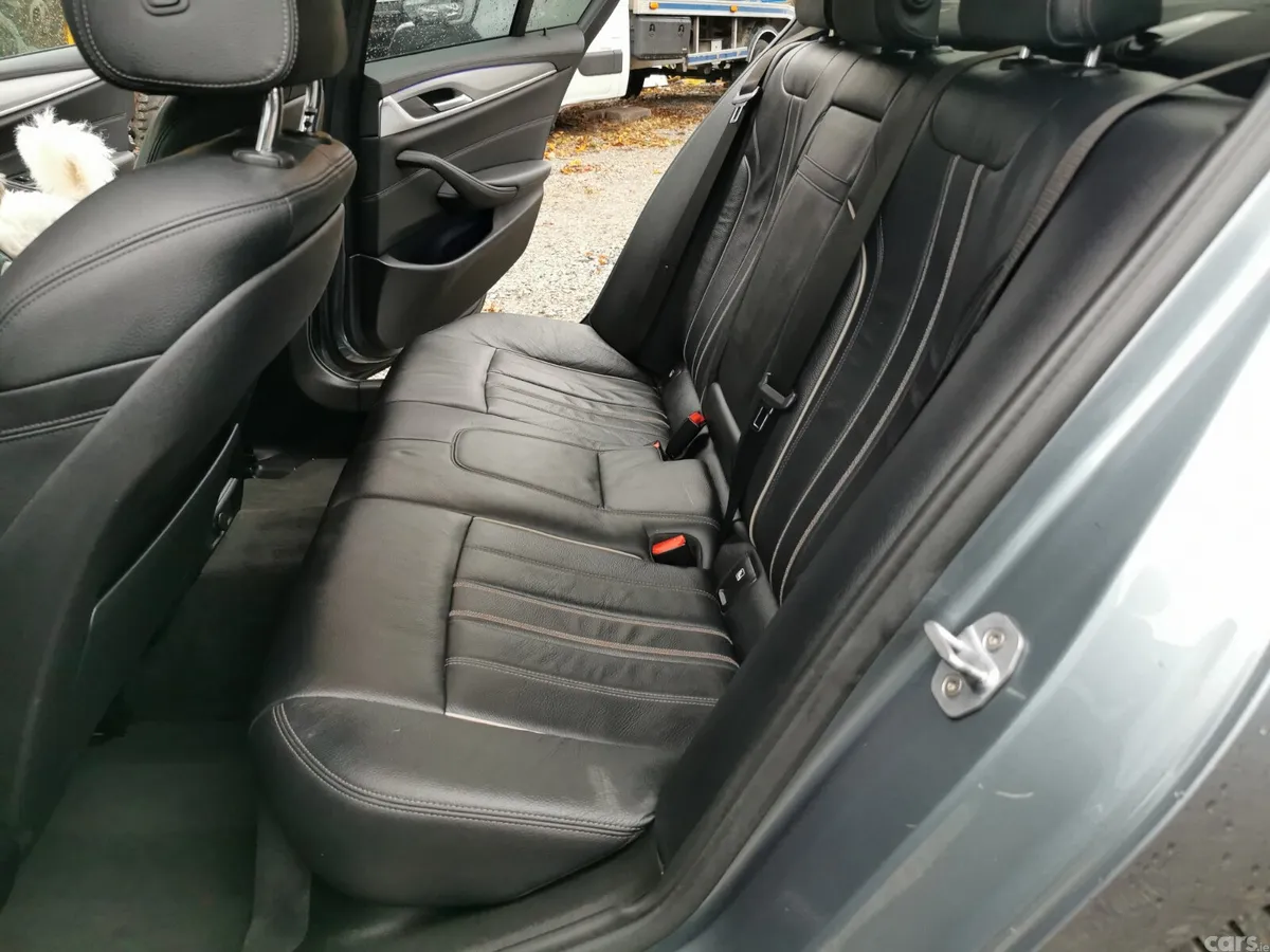 BMW 5-Series Saloon, Petrol, 2019, Blue