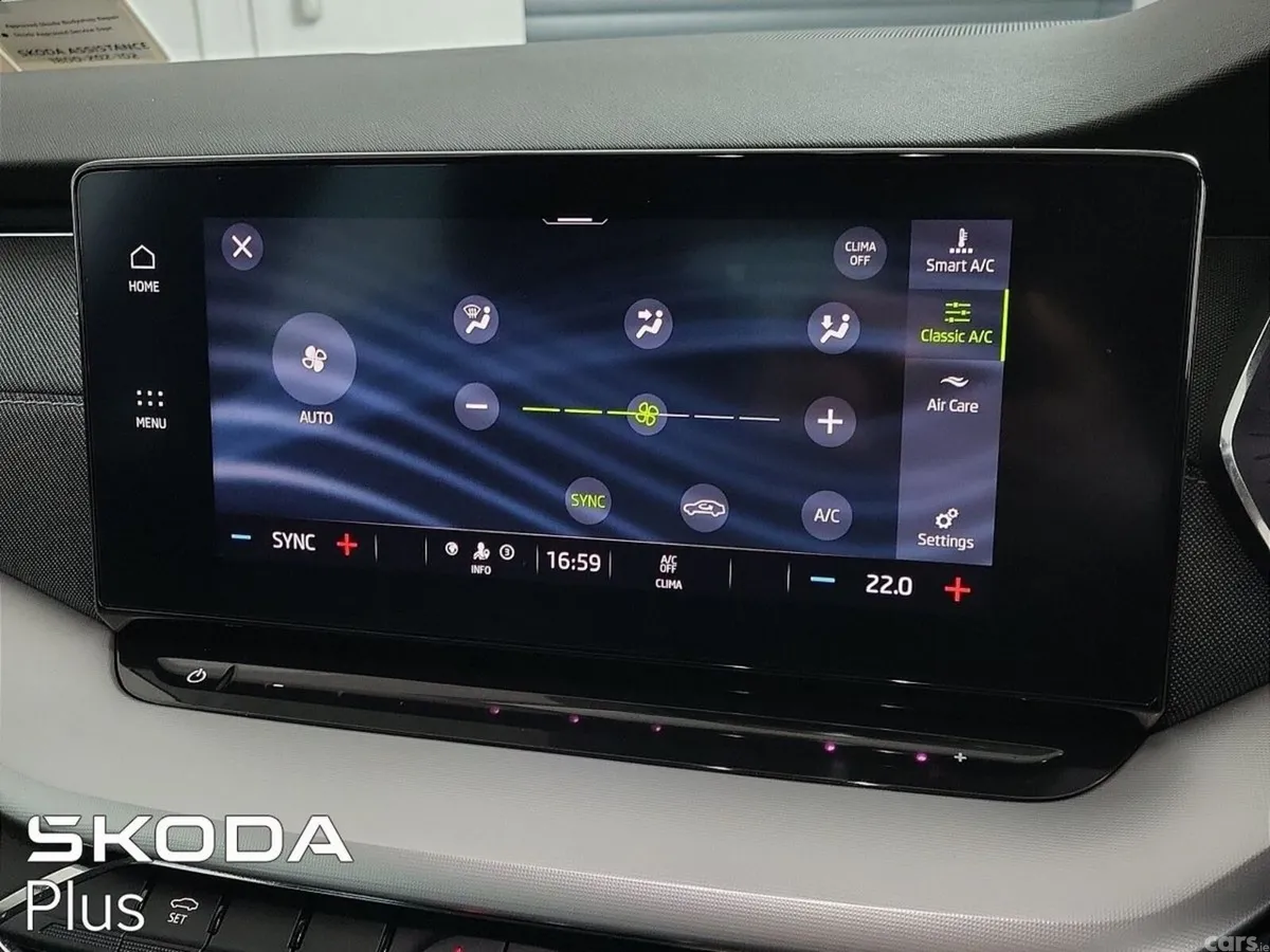 Skoda Octavia Saloon, Petrol, 2022, Red