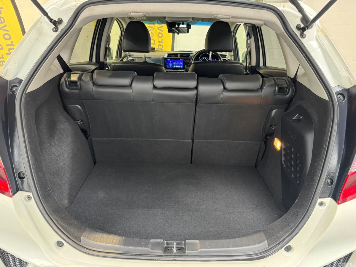 Honda Fit Hatchback, Petrol Hybrid, 2015, White