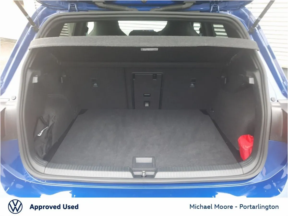 Volkswagen Golf Estate, Petrol, 2026, Blue
