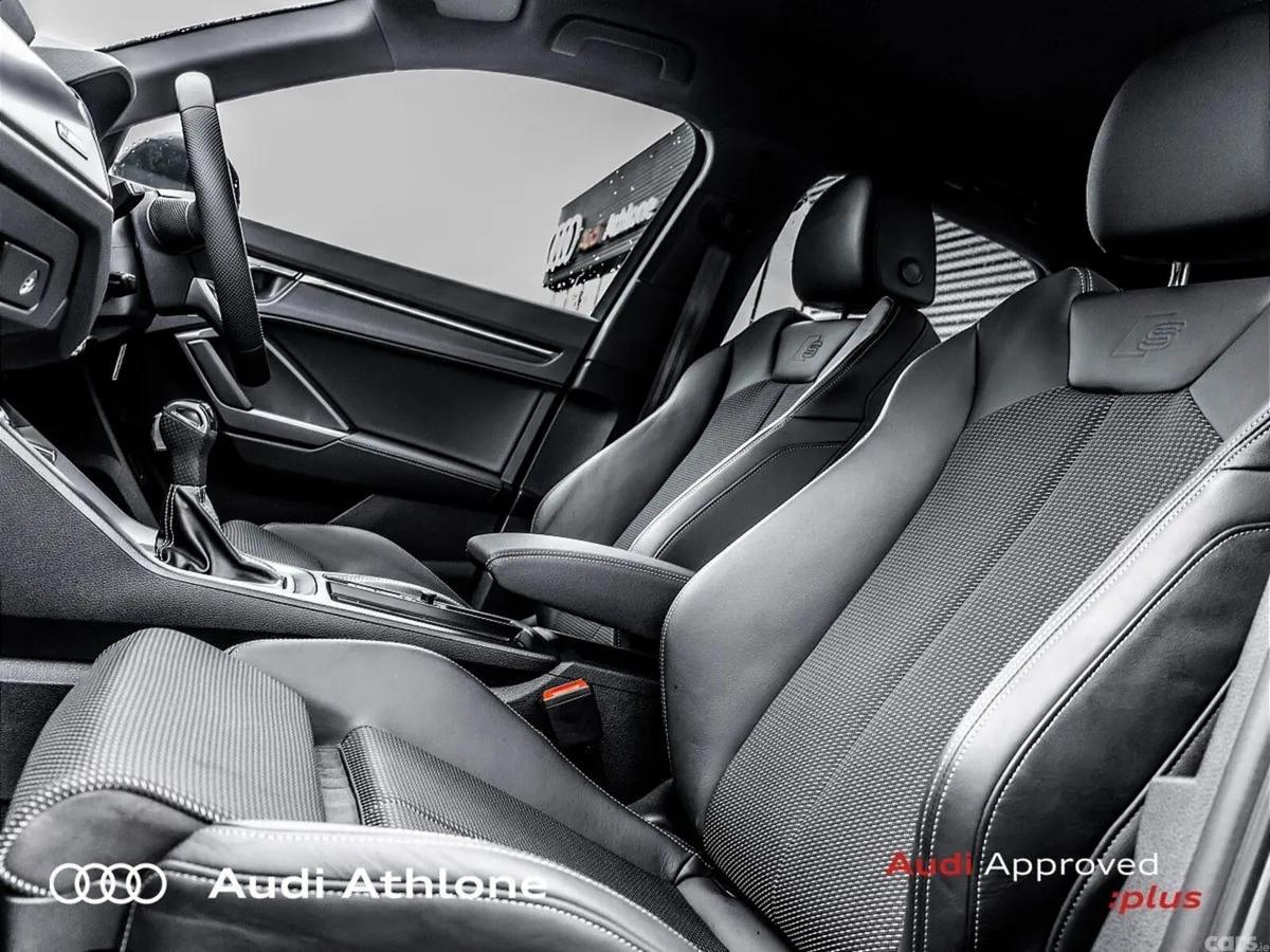 Audi Q3 MPV, Diesel, 2025, Grey