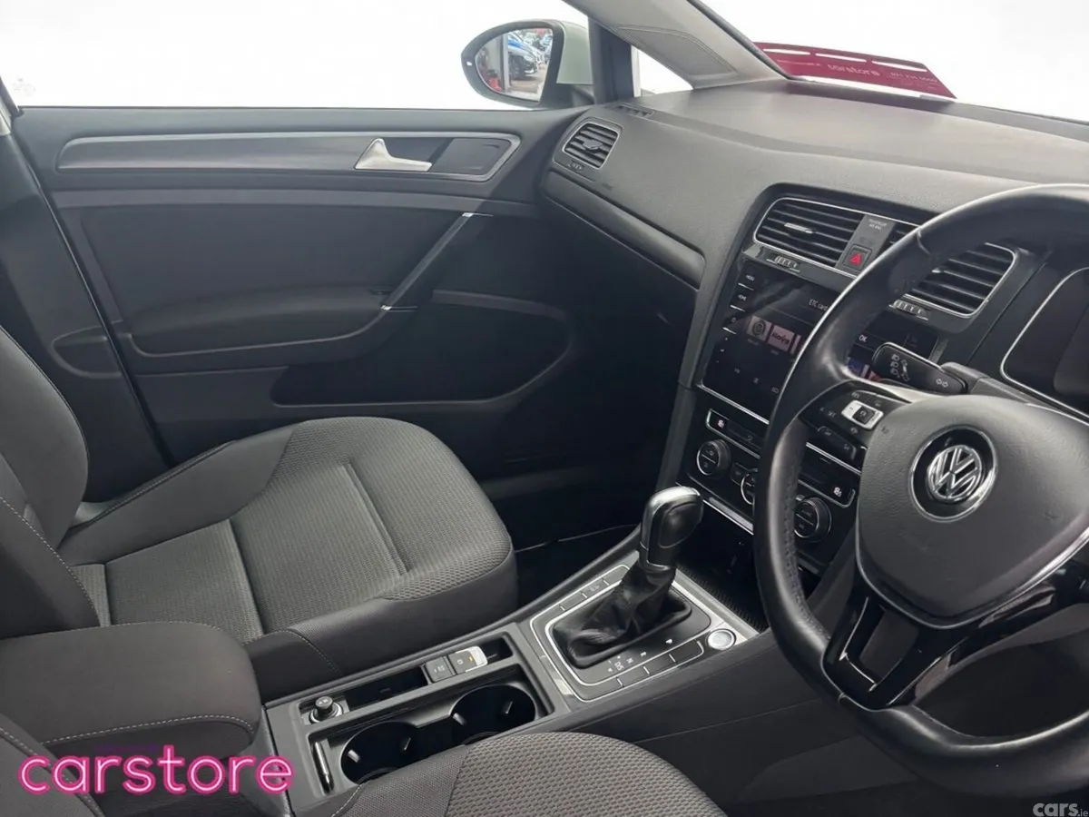 Volkswagen Golf Hatchback, Petrol, 2019, White