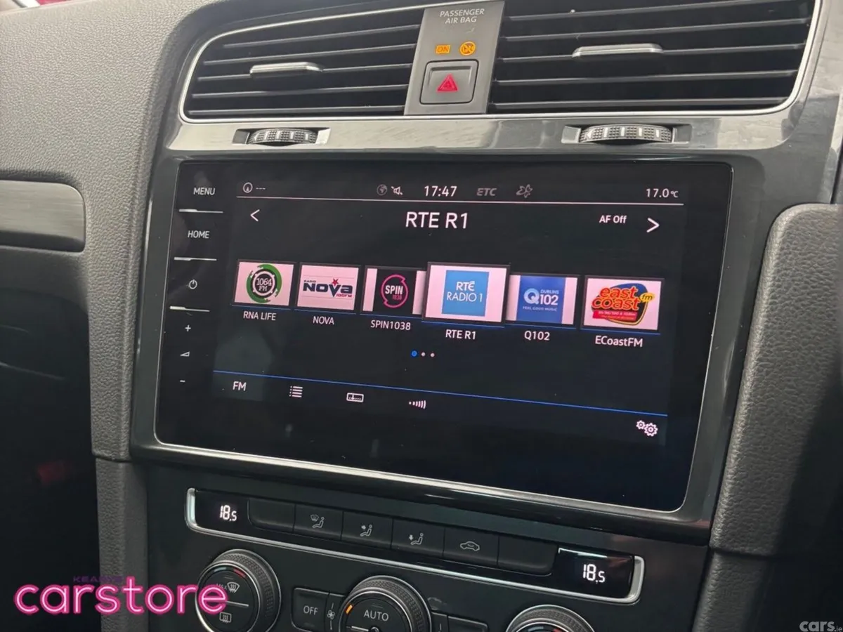 Volkswagen Golf Hatchback, Petrol, 2019, White