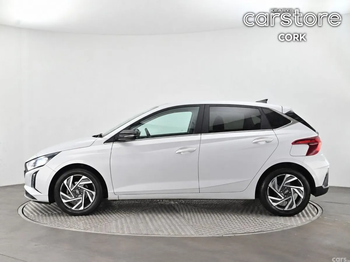 Hyundai i20 Hatchback, Petrol, 2024, Grey