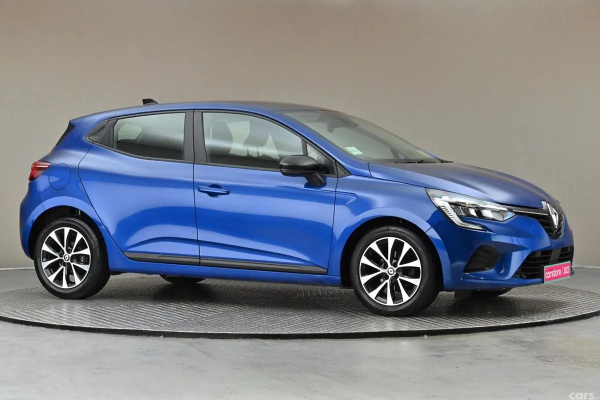 Renault Clio Hatchback, Petrol, 2023, Blue