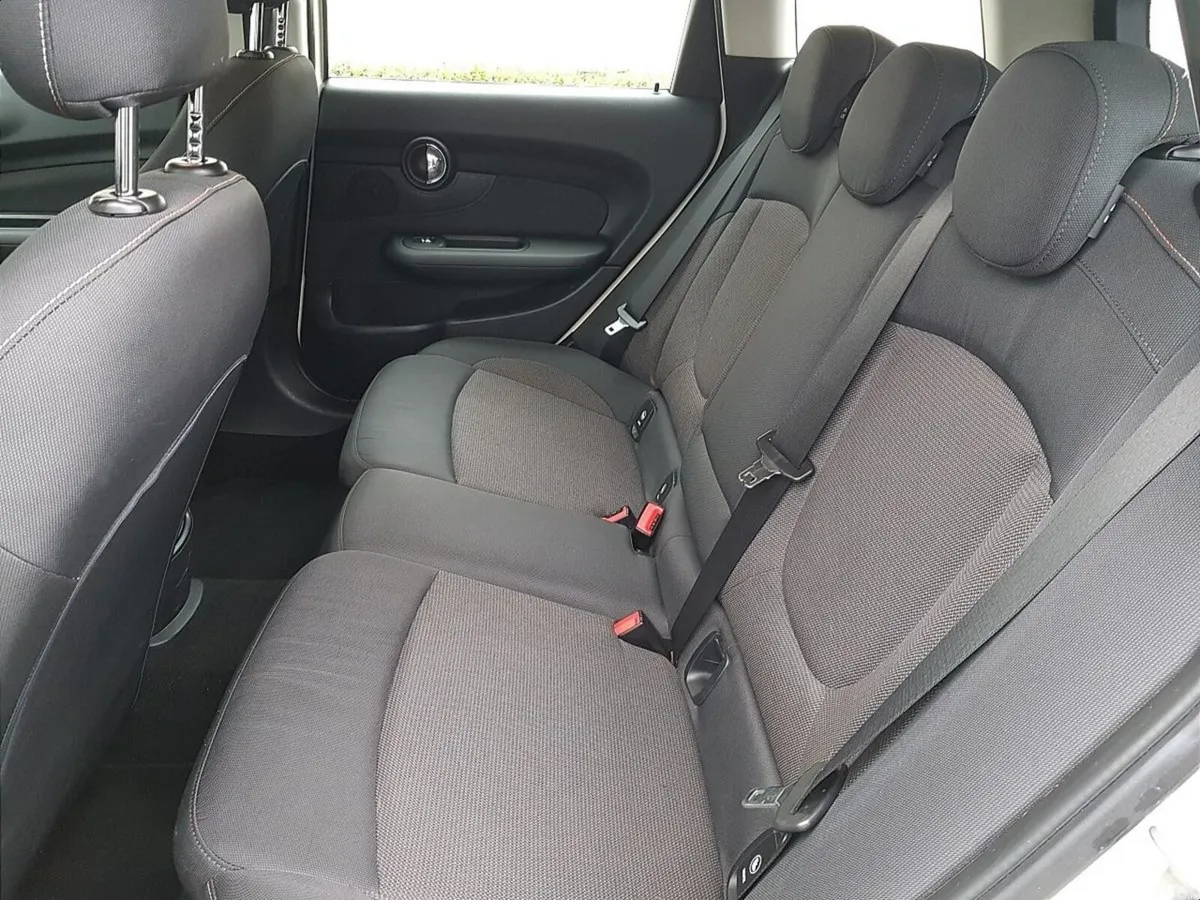 Mini Clubman Hatchback, Petrol, 2016, White